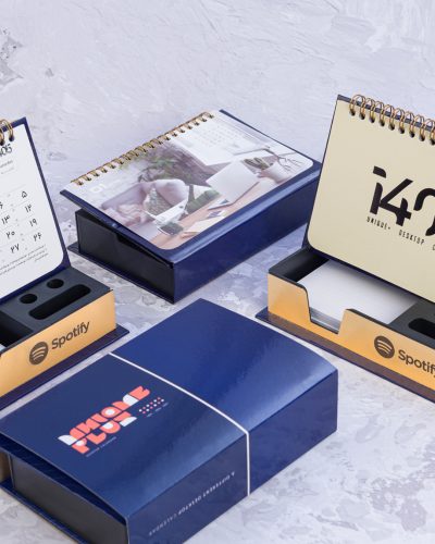 تقویم رومیزی یادداشت دار یونیک پلاس